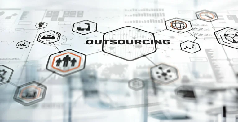 article on the top 6 ways to outsource hr